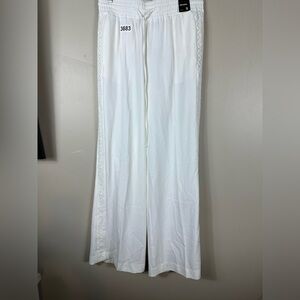 Palazzo white small nwt stretch draw string lace detail down side 14w 19”r 31”​